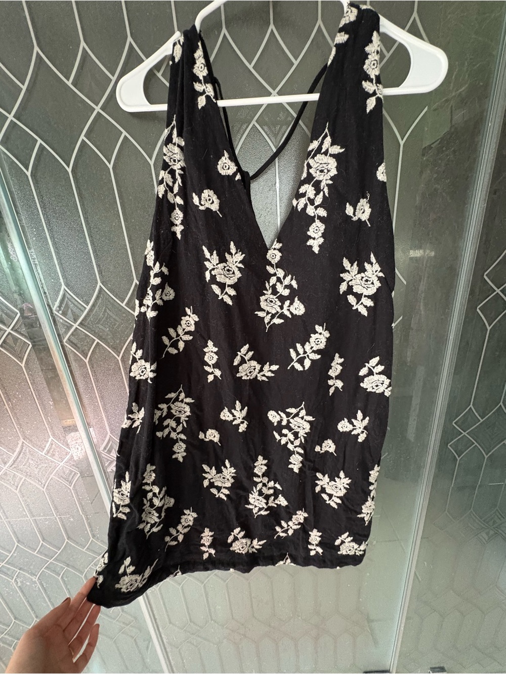 Abercrombie & Fitch Black Floral V-Neck Sleeveless Tunic